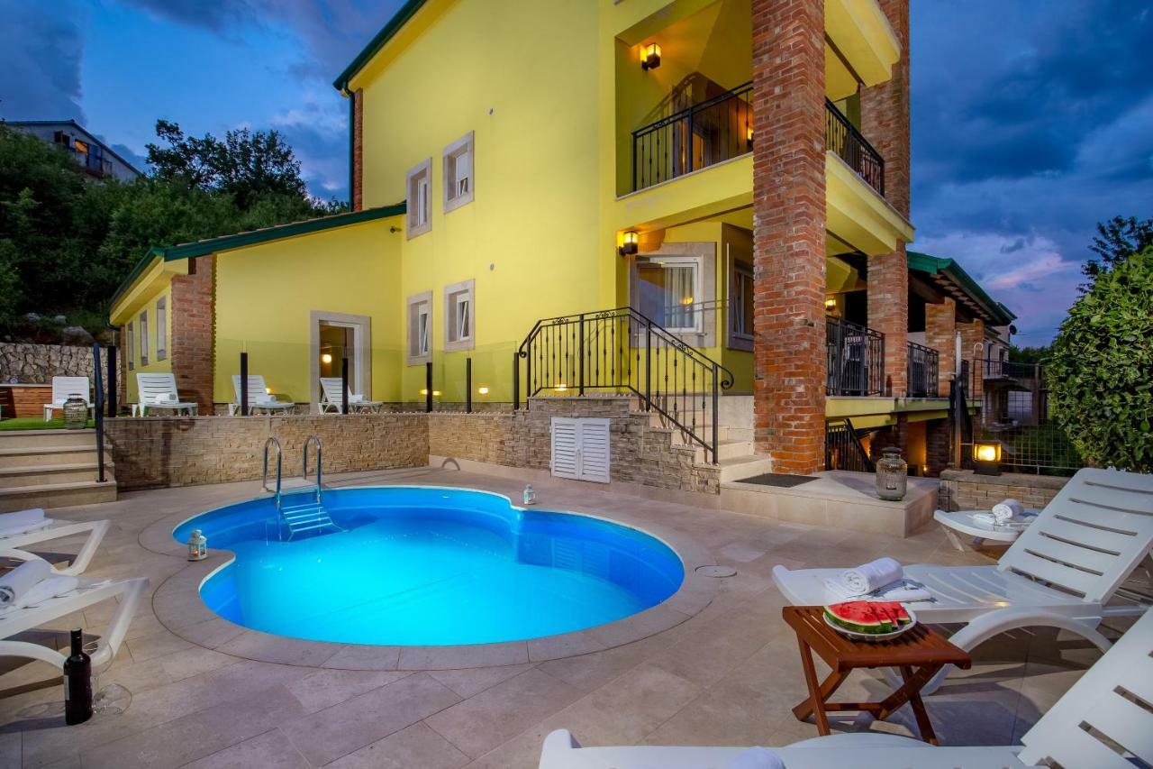 Villa Angeli أوباتيا المظهر الخارجي الصورة