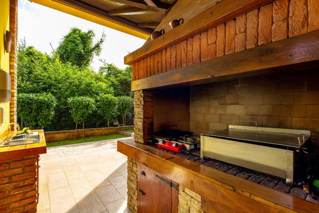 Villa Angeli أوباتيا المظهر الخارجي الصورة