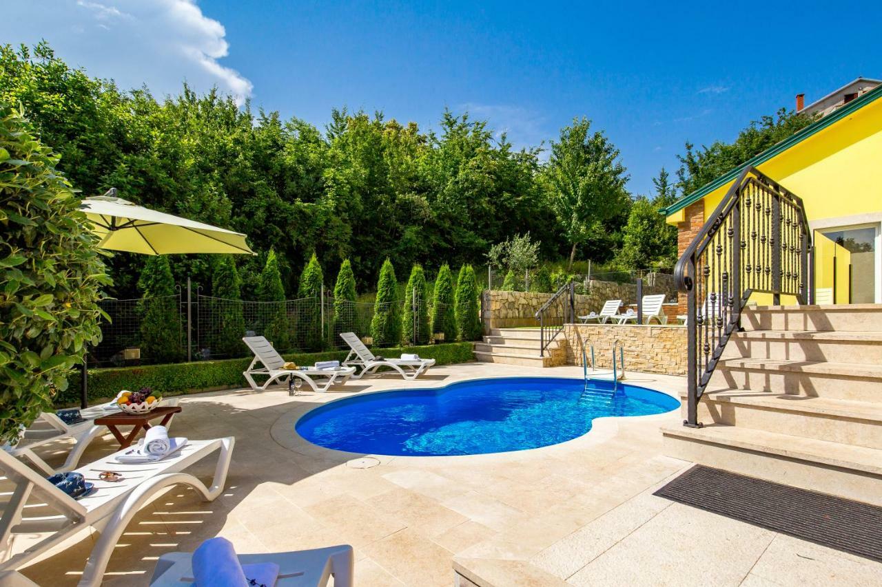 Villa Angeli أوباتيا المظهر الخارجي الصورة