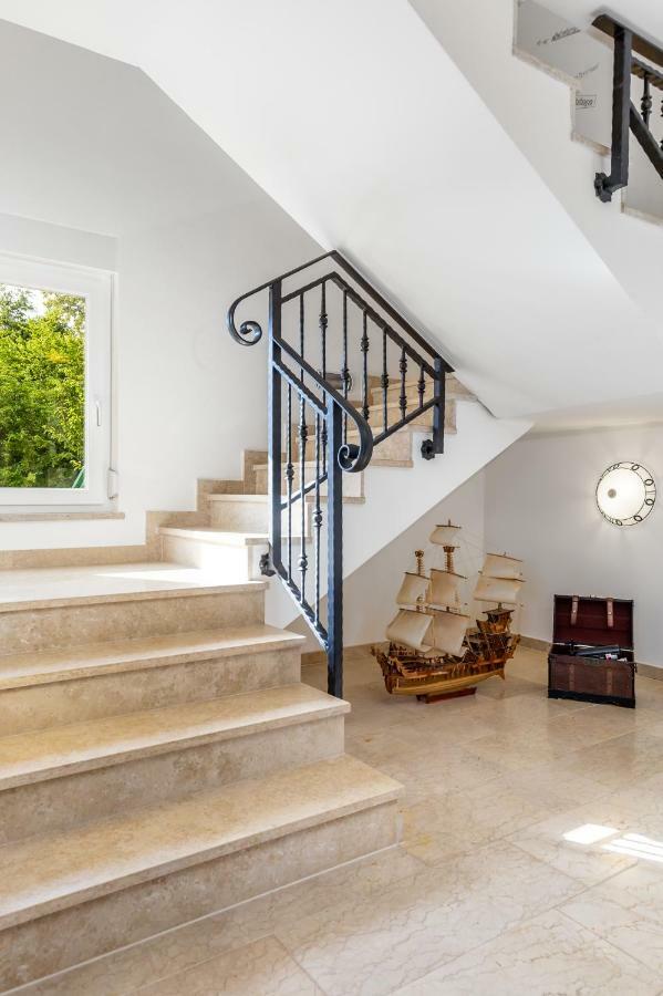 Villa Angeli أوباتيا المظهر الخارجي الصورة